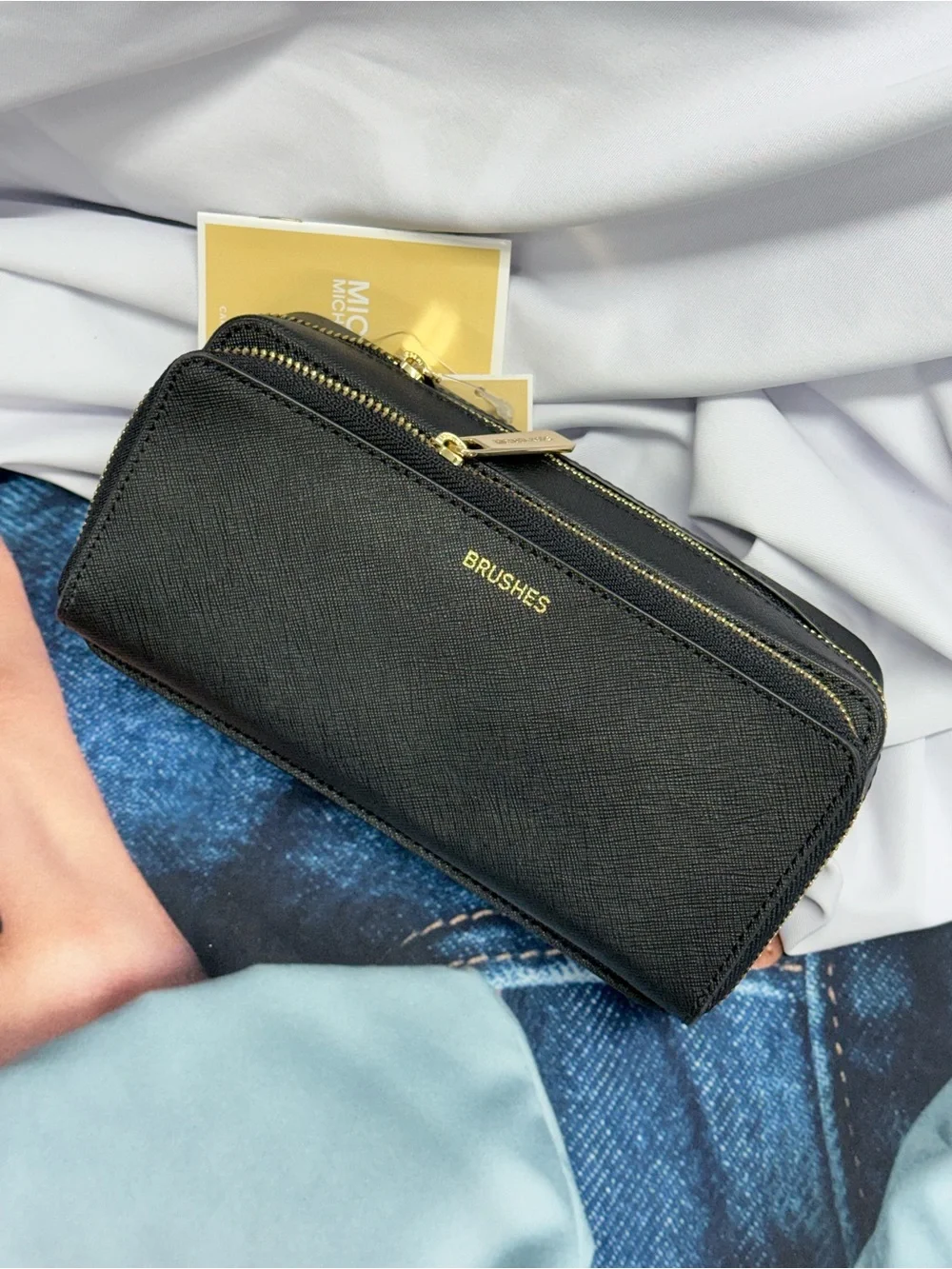 (new+tag) Michael Kors cosmetic case MK monogram size 8x4 inch black